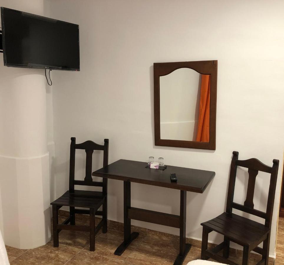 Hotel Manantiales Торемолинос Екстериор снимка