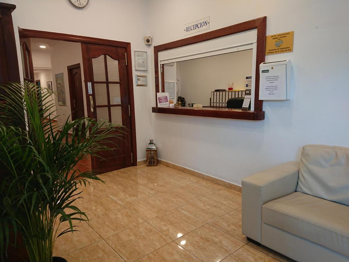 Hotel Manantiales Торемолинос Екстериор снимка