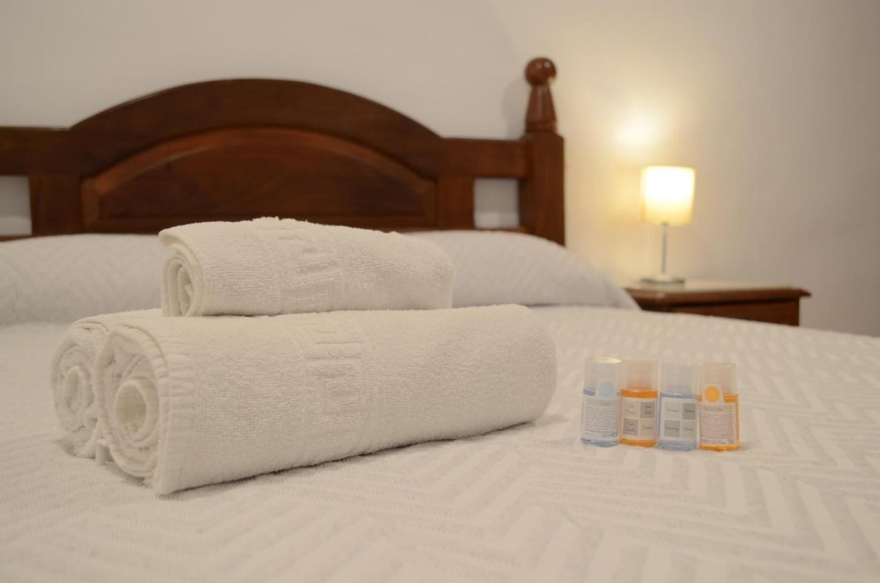 Hotel Manantiales Торемолинос Екстериор снимка