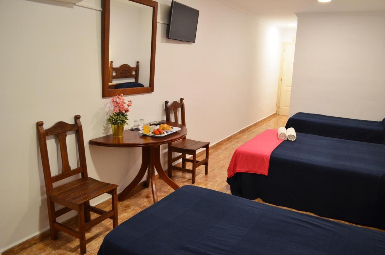 Hotel Manantiales Торемолинос Екстериор снимка